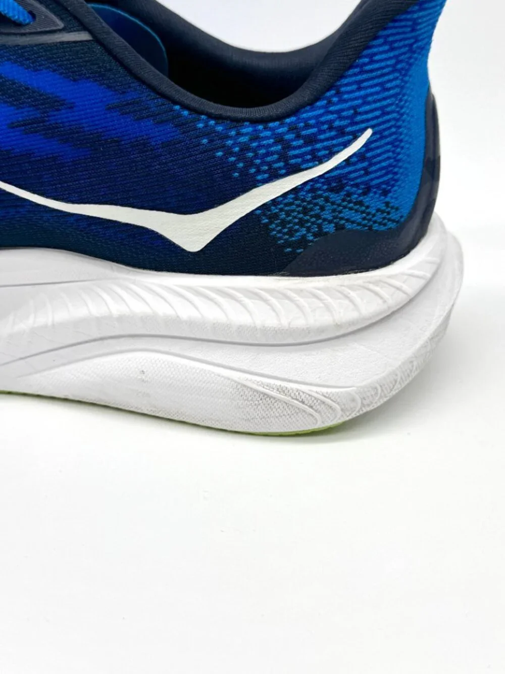 Hoka Mach 6 Mens Running Shoes Size 10 D Blue GUC Activewear 1147790-ECC